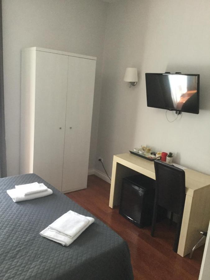 Elle Cavour Guest House Róma Kültér fotó